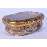 A LOVELY 18TH CENTURY EUROPEAN CARVED AGATE SNUFF BOX with yellow metal mounts. 8 cm x 6 cm.
