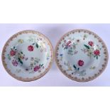 A PAIR OF 18TH CENTURY CHINESE EXPORT FAMILLE ROSE BOWLS Qianlong. 15 cm diameter.