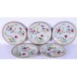 A SET OF FIVE 18TH CENTURY CHINESE EXPORT FAMILLE ROSE PLATES Qianlong. 23 cm diameter. (5)