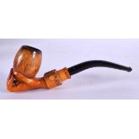 AN ANTIQUE MEERSCHAUM PIPE. 18 cm wide.