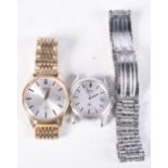 2 SEIKO WATCHES. Largest dial 3.7cm incl crown