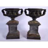 A PAIR OF 19TH CENTURY EUROPEAN GRAND TOUR BRONZE WARWICK VASES. Largest 27 cm x 14 cm.