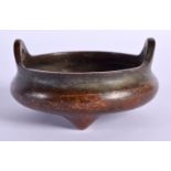 A CHINESE TWIN HANDLED BRONZE CENSER 20th Century. 309 grams. 8.5 cm x 4.5 cm.