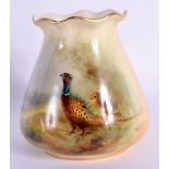 A ROYAL WORCESTER PORCELAIN VASE painted with birds by Stinton. 9.5 cm x 7.5 cm.