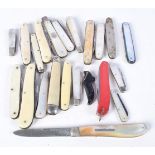 ASSORTED COLLECTION OF 22 PEN KNIVES, SOME WITH SILVER BLADES. (22)