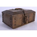 AN ANTIQUE MIDDLE EASTERN CASKET. 21 cm x 14 cm.