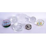 A GROUP OF GLASS PAPERWEIGHTS. (7)