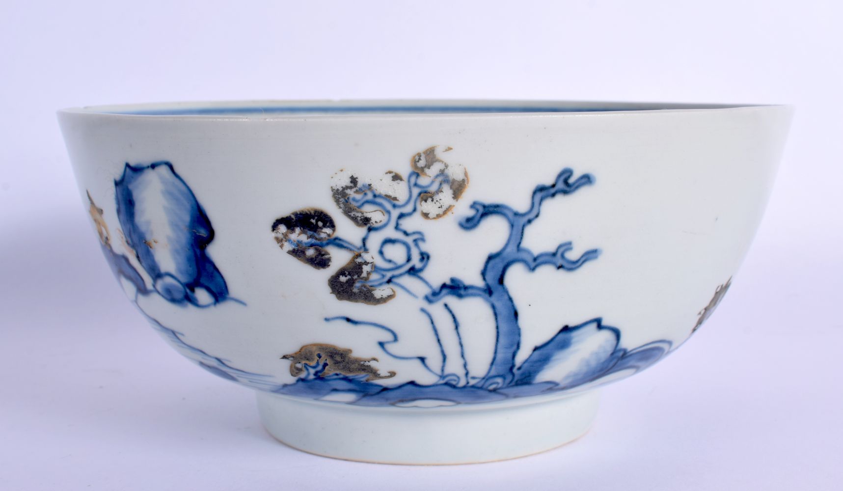 AN 18TH CENTURY CHINESE NAN KING CARGO BLUE AND WHITE BOWL Qianlong. 16 cm x 8 cm.