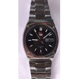 SEIKO 5 AUTOMATIC BLACK DIAL STAINLESS STEEL BRACELET MEN’S WATCH. Dial 3.6cm incl crown