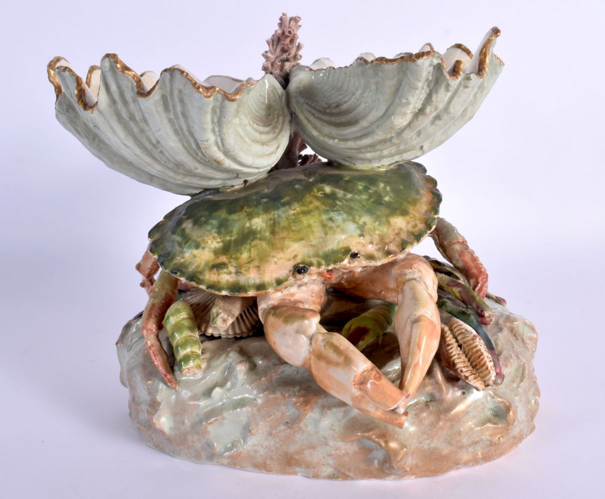 A VERY RARE VICTORIAN CRAB POTTERY DOUBLE CLAM SHELL TABLE CENTREPIECE naturalistically modelled upo