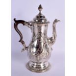 AN EARLY 19TH CENTURY OLD SHEFFIELD PLATED COFFEE POT AND COVER decorated with foliage and vines. 28