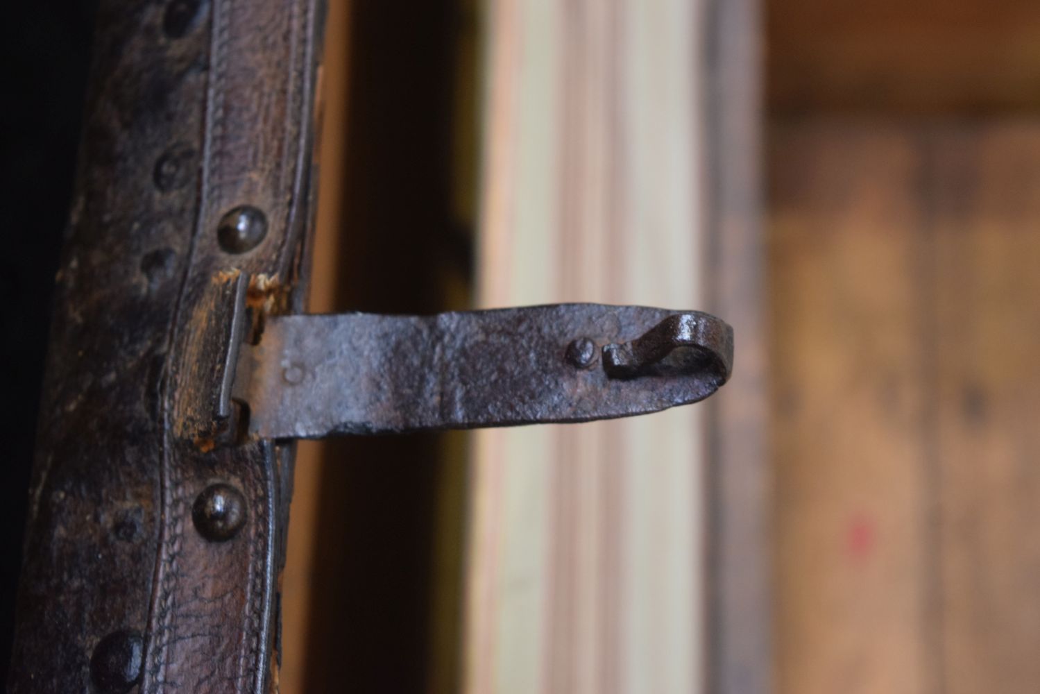 A 17/18th Iron bound wooden and leather trunk 39 x 95 x 48 cm. - Image 3 of 6