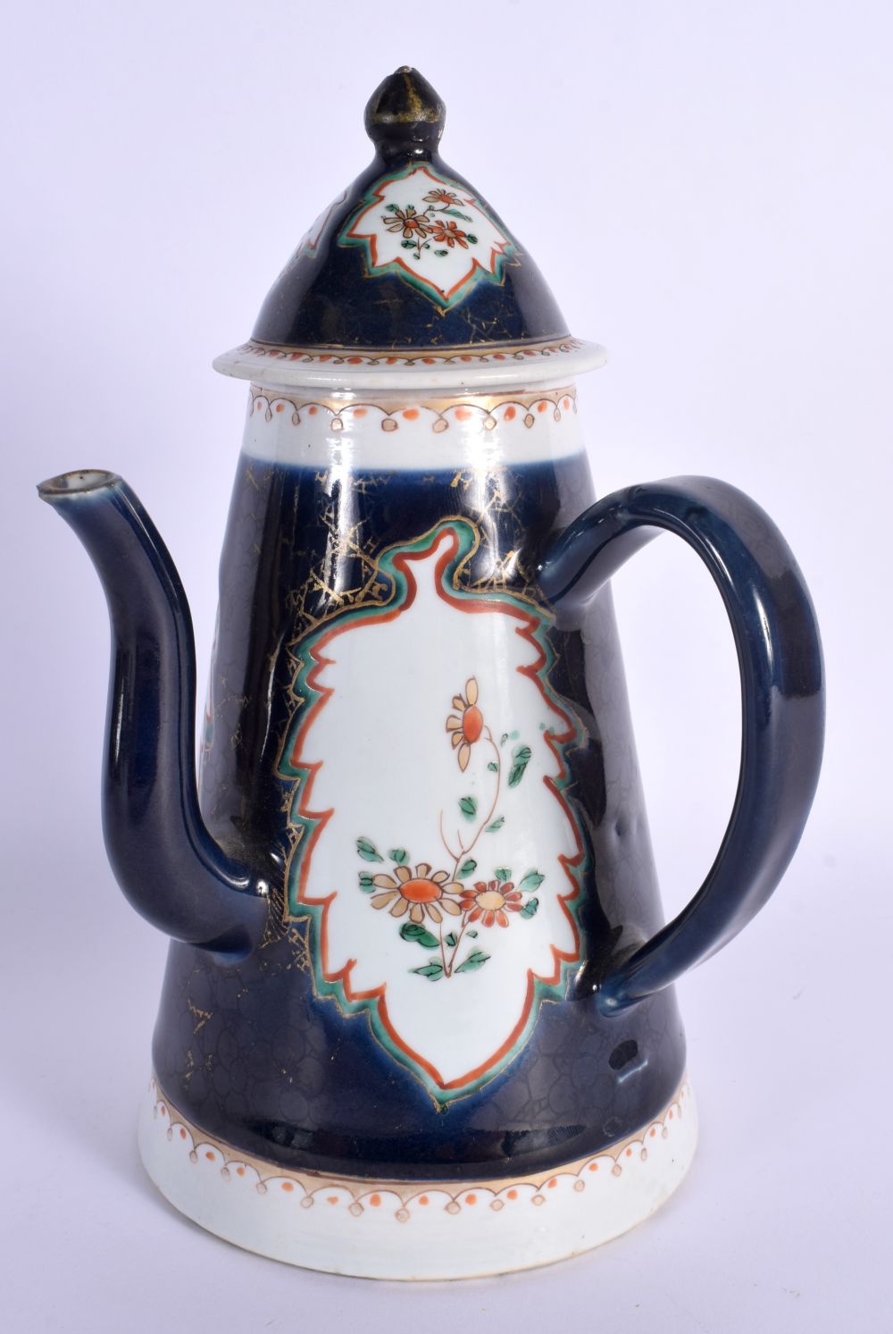 AN EARLY 18TH CENTURY JAPANESE EDO PERIOD BLUE SCALE CHOCOLATE POT AND COVER painted with panels of