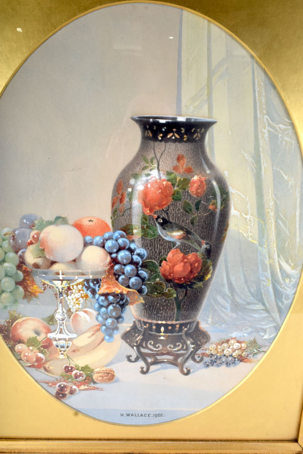 A framed still life print of fruit and a vase by Harry Wallace 1922 .56 x 43 cm. - Bild 2 aus 4