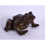 A JAPANESE BRONZE FROG. 2.5cm x 3.4cm x 3.7cm, weight 58g