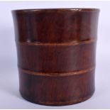 A RARE 18TH CENTURY CHINESE HUANGHUALI RIBBED BAMBOO FORM BRUSH POT Bitong, of elegant form. 13 cm x