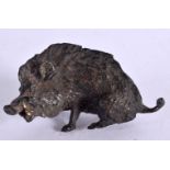 A BRONZ MODL OF A RAT. 3.5cm x 6.3cm x 3cm, weight 100g