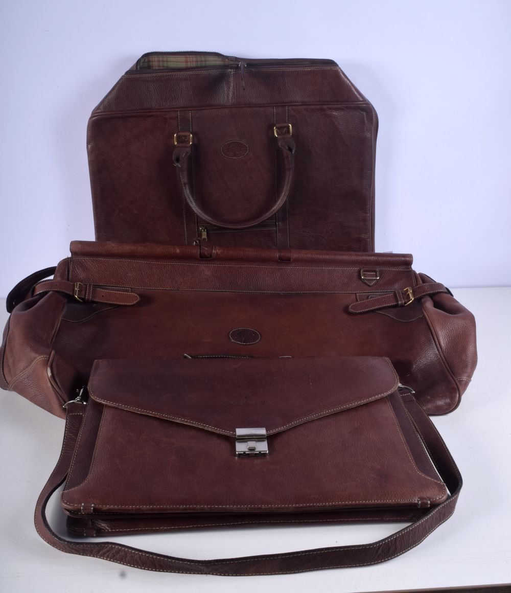 THREE MULBERRY LEATHER BAGS. (3)