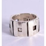 A SILVER GUCCI RING. Size M, Stamped Gucci 925, weight 14.8g