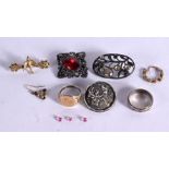 ANTIQUE JEWELLERY. 33.4 grams. (qty)