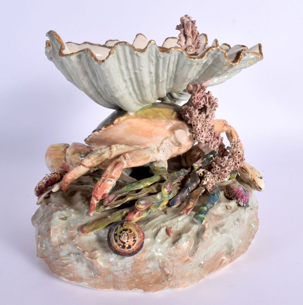 A VERY RARE VICTORIAN CRAB POTTERY DOUBLE CLAM SHELL TABLE CENTREPIECE naturalistically modelled upo - Bild 2 aus 5