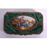 A NIELLO SILVER AND ENAMEL BOX INSET WITH MALACHITE, WITH A FEEDING THE SHEPHERDESS SCENE. Stamped