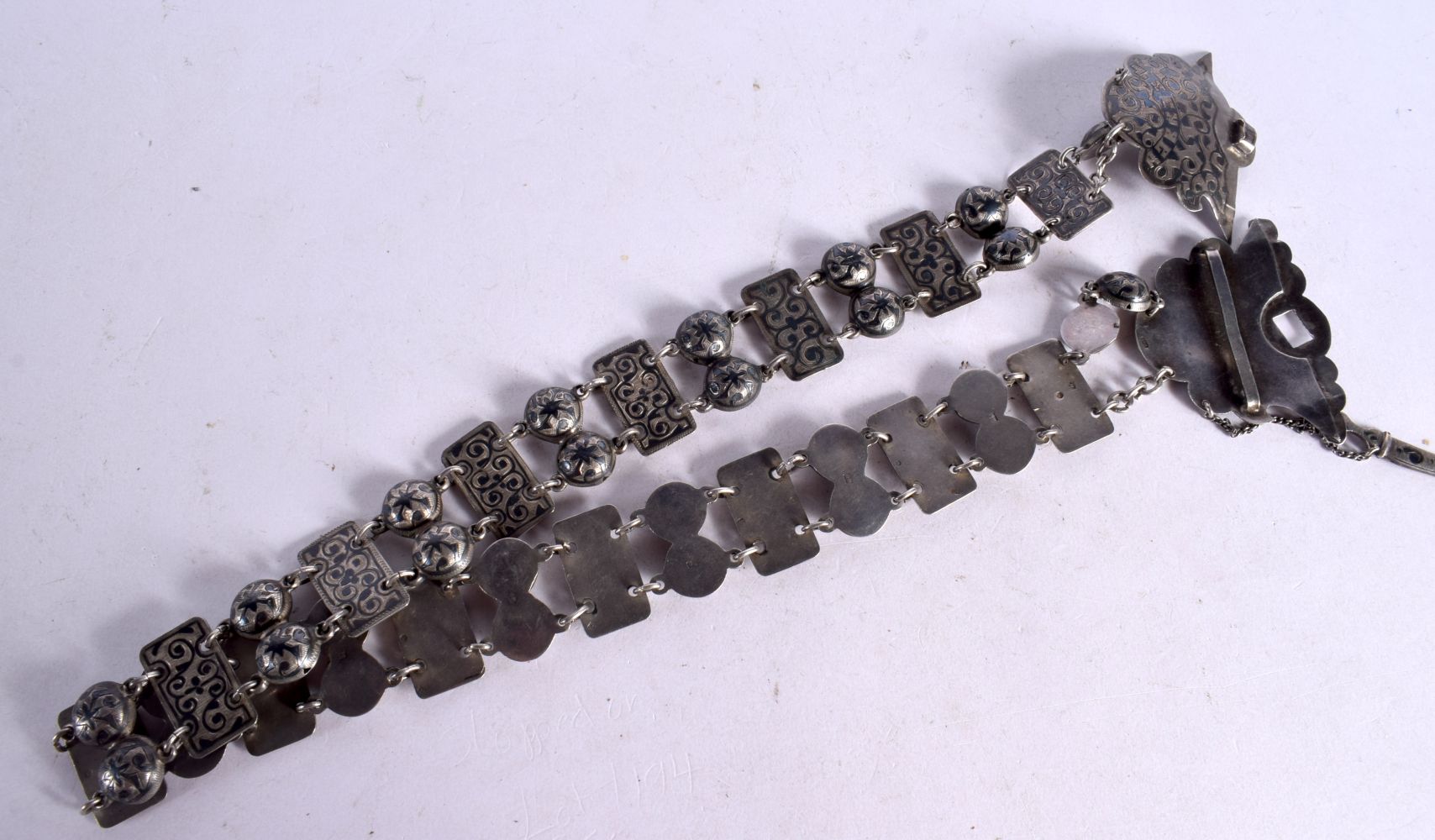 A NIELLO SILVER BELT. Stamped 84, 69cm long, weight 153g - Bild 3 aus 5