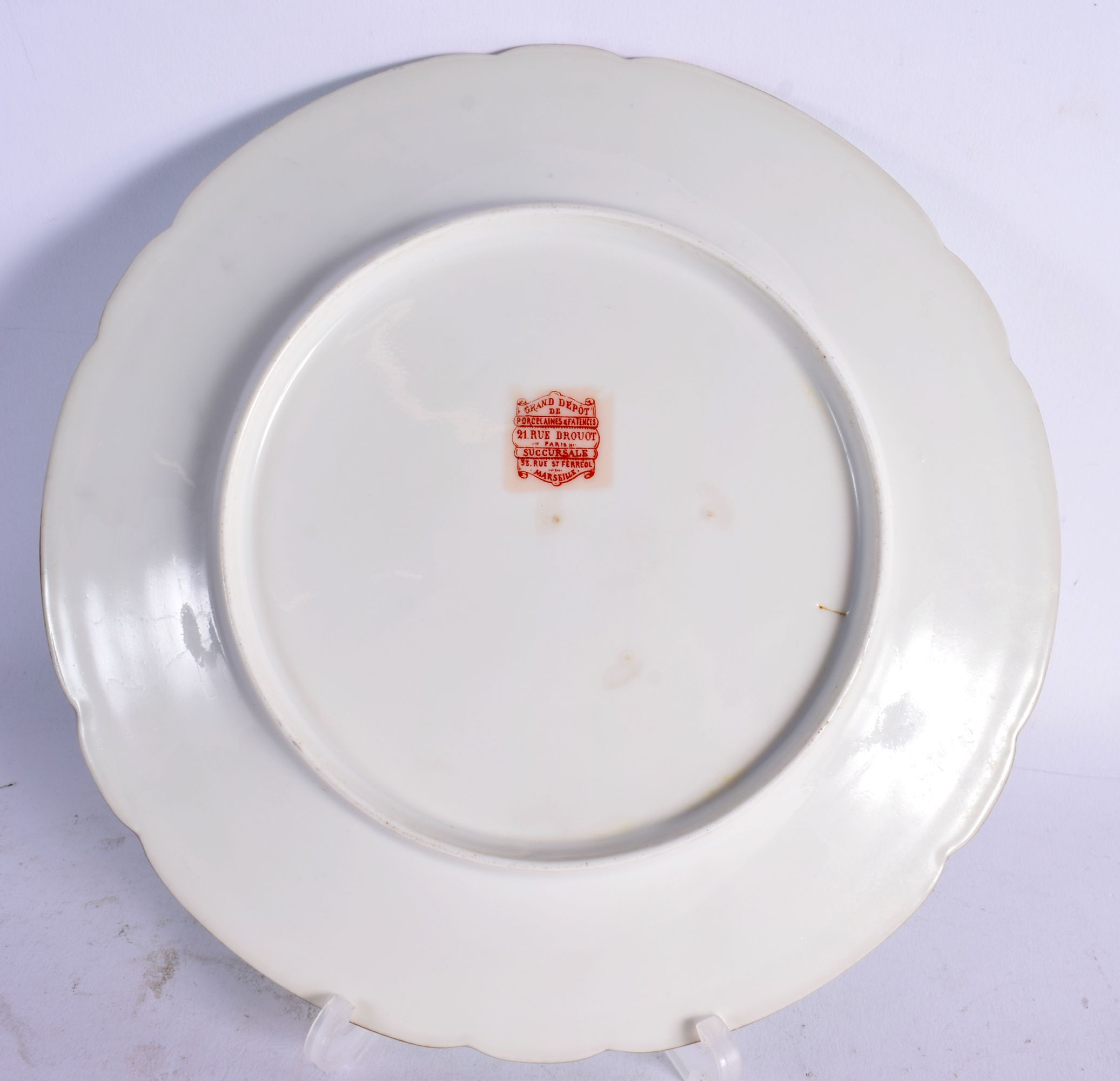 A LARGE AND EXTENSIVE LATE 19TH CENTURY FRENCH PORCELAIN DINNER SERVICE painted with a monogram. Lar - Image 11 of 14