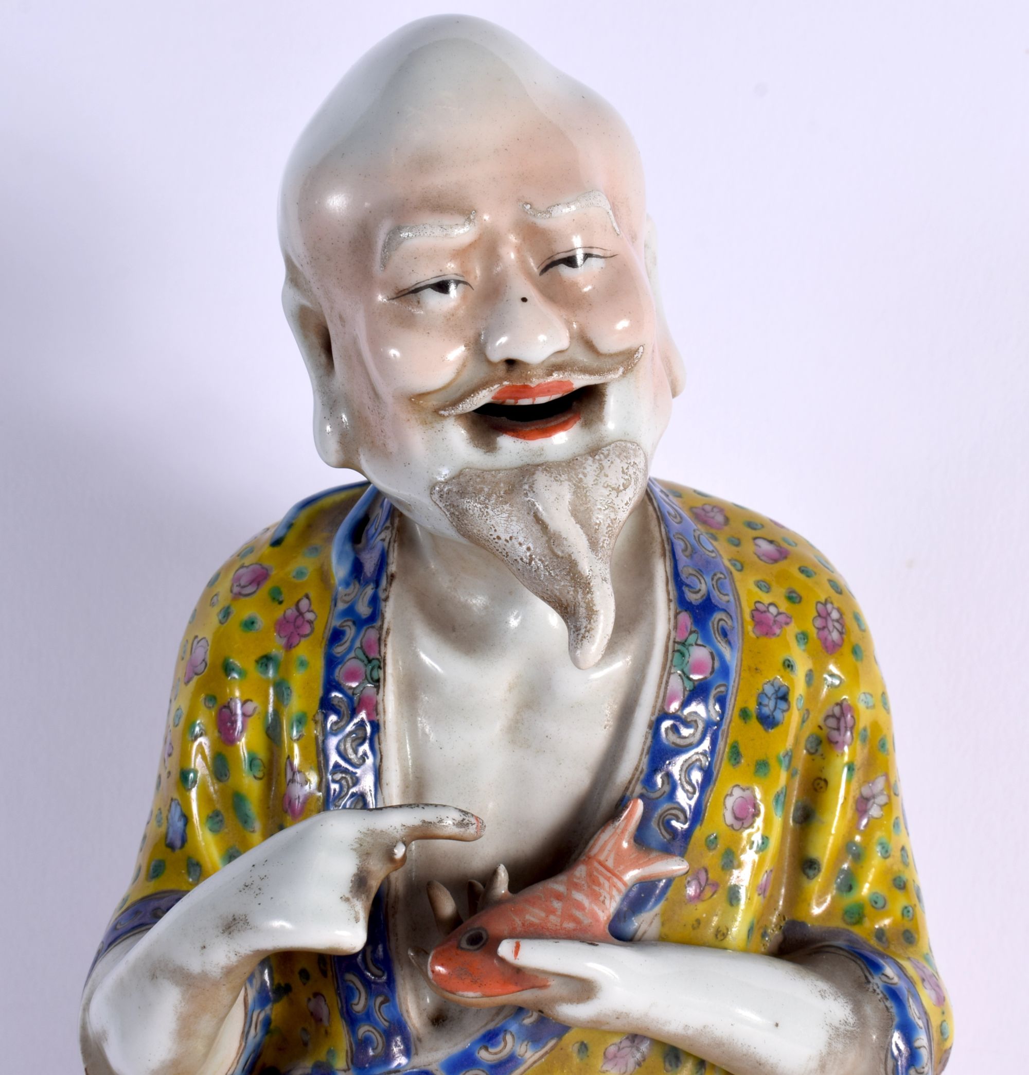 A LARGE CHINESE REPUBLICAN PERIOD PORCELAIN FIGURE OF A FISHERMAN modelled holding a fish. 42.5 cm h - Image 2 of 6