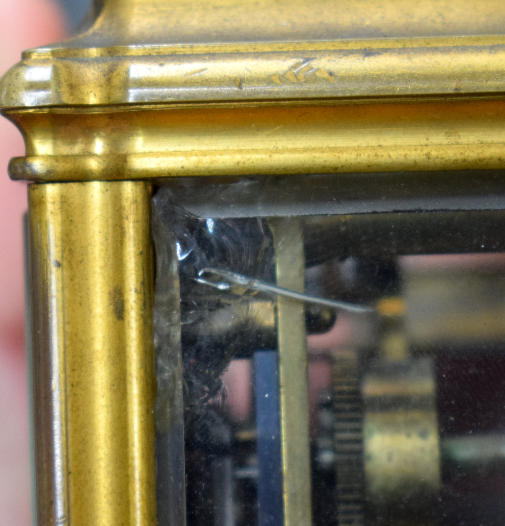 AN ANTIQUE FRENCH BRASS REPEATING CARRIAGE CLOCK retailed by Paul Magnier of Paris, with subsidiary - Image 6 of 12