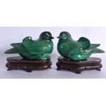 A PAIR OF EARLY 20TH CENTURY CHINESE CARVED MALACHITE BIRD BOXES AND COVERS Late Qing/Republic. 11 c