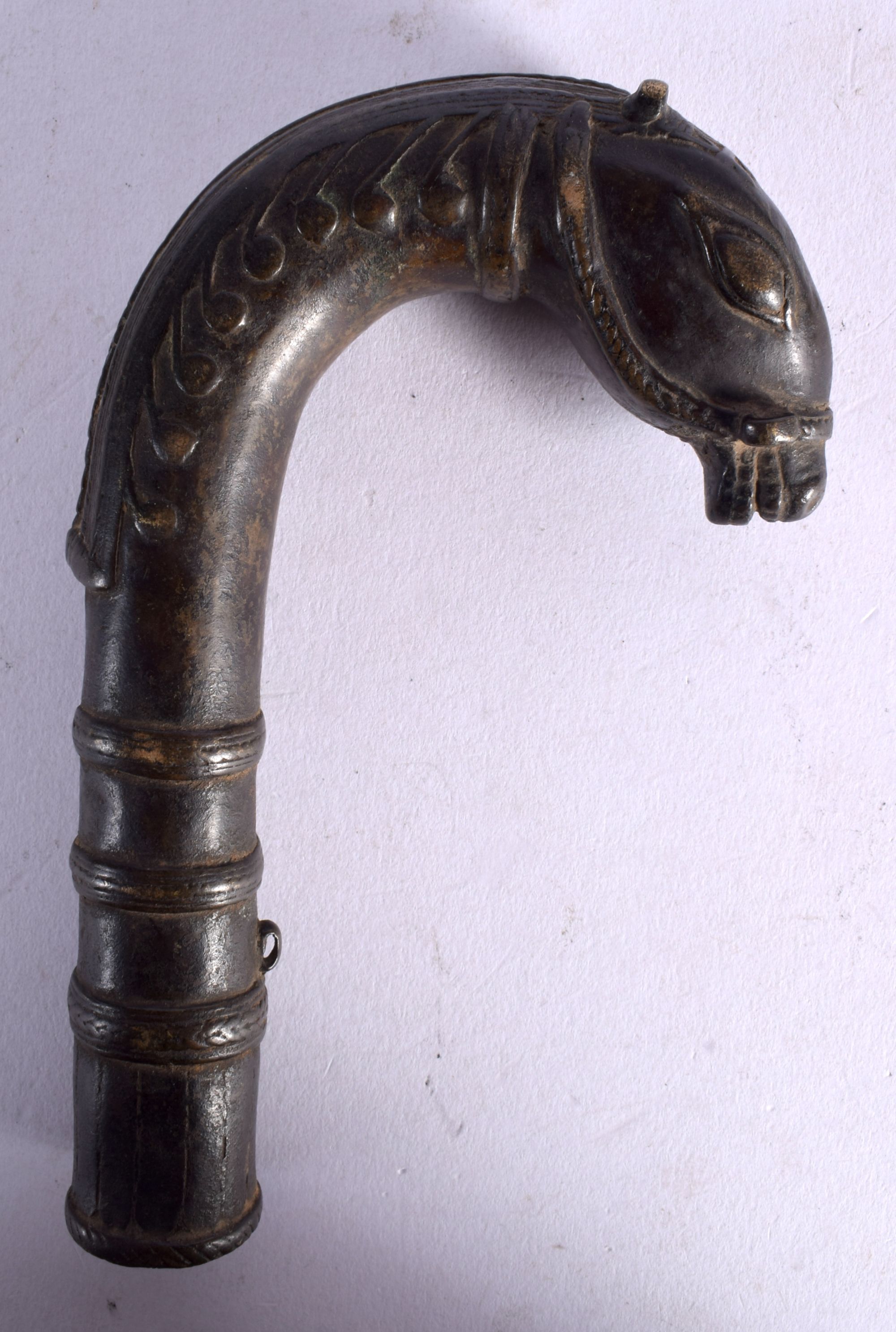 AN UNUSUAL 18TH CENTURY INDIAN BRONZE HORSE HEAD STAFF HANDLE Mughal style. 15 cm x 9 cm.