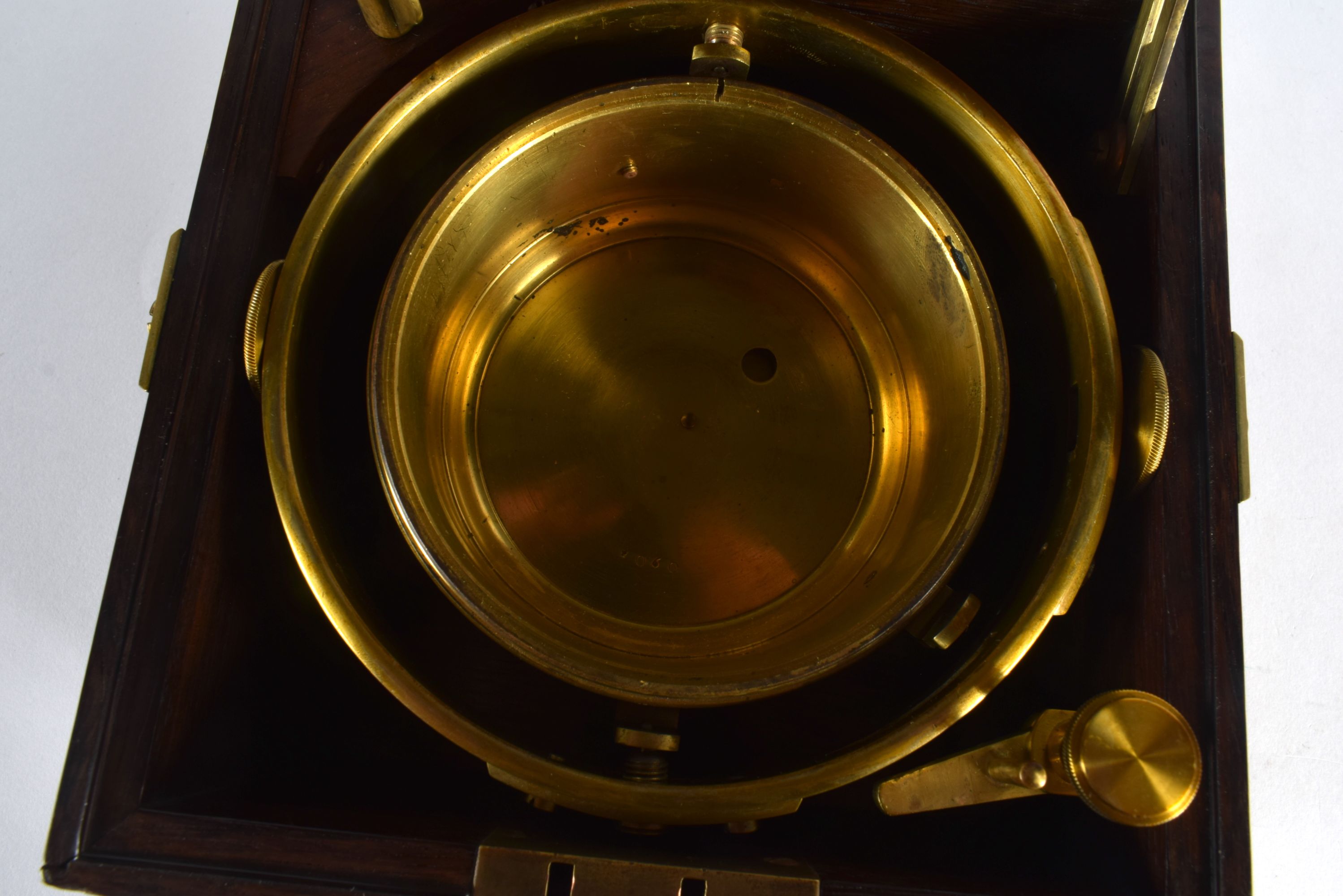 A GOOD 19TH CENTURY SHIPS MARINE CHRONOMETER by John Brunton of London No 513, three tier brass boun - Image 6 of 7