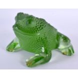 A FRENCH LALIQUE GLASS TOAD. 10 cm wide.