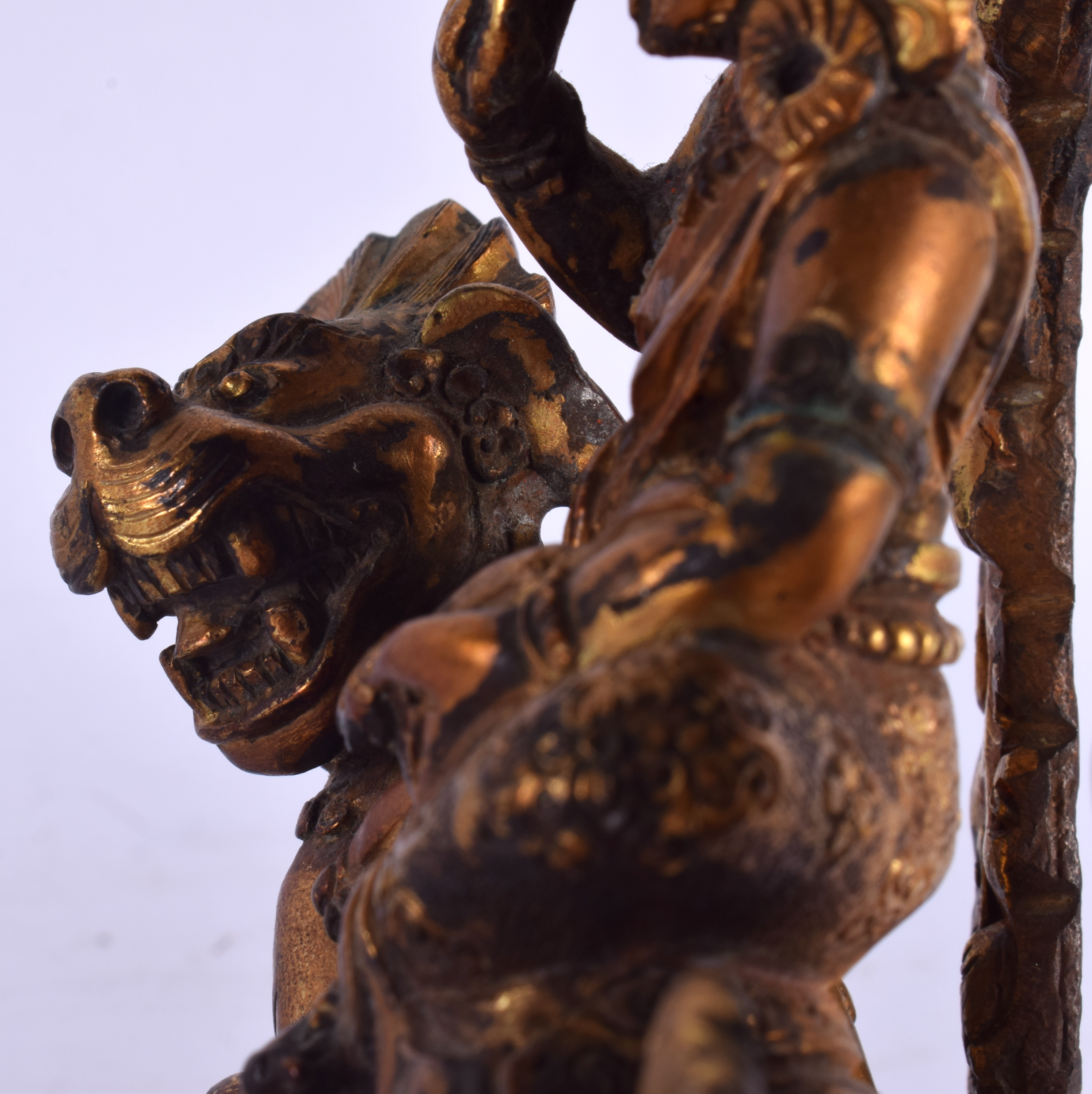 A 19TH CENTURY CHINESE TIBETAN GILT BRONZE FIGURE OF A BUDDHA modelled riding upon a beast. 19 cm x - Bild 22 aus 27