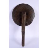 A PRIMITIVE FOLK ART TREEN SPINNING WHEEL. 35 cm long.