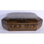 A LARGE 18TH/19TH CENTURY CHINESE EXPORT LACQUER GAMING BOX AND COVER Qing. 35 cm x 27 cm.