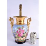 A LARGE 19TH CENTURY FRENCH PARIS PORCELAIN TWIN HANDLED LAMP painted with flowers in a landscape. 4