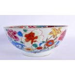 AN 18TH CENTURY CHINESE EXPORT FAMILLE ROSE PORCELAIN BOWL Qianlong. 21 cm x 9 cm.