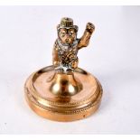 AN ANTIQUE BRONZE BEAR SMOKERS COMPENDIUM. 7 cm x 7 cm.