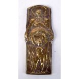 A FINE ART NOUVEAU BRONZE PLAQUE depicting a winged male beneath a putti. 12 cm x 5 cm.