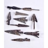 A collection of metal arrow heads 8 cm (Qty).