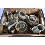 18th and early 19th century English porcelain, including Worcester, Caughley etc.