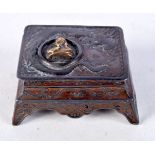 A 19TH CENTURY JAPANESE MEIJI PERIOD MIXED METAL STAMP BOX. 76 grams. 5.5 cm x 4.25 cm.