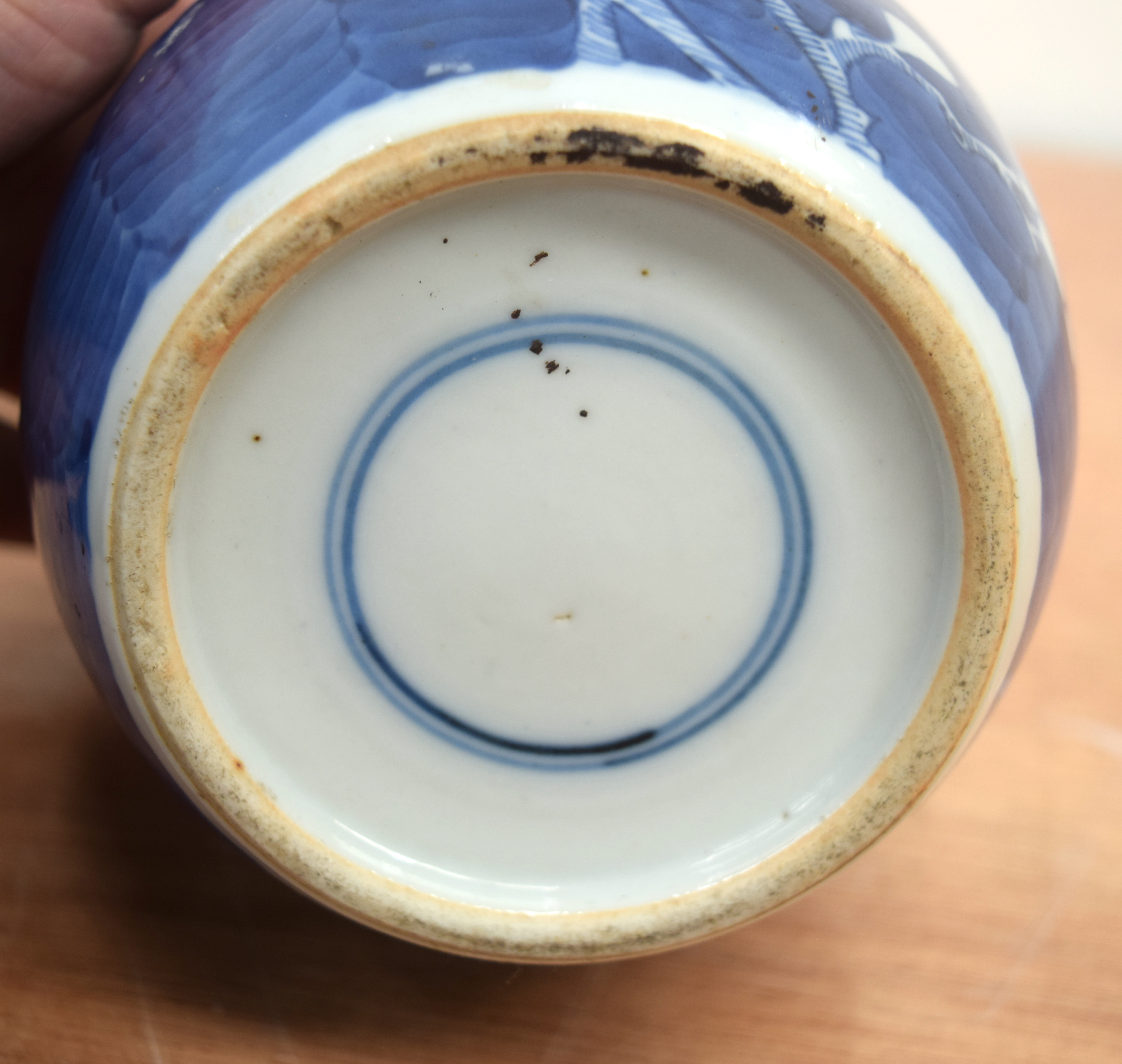 FOUR 19TH CENTURY CHINESE BLUE AND WHITE GINGER JARS Kangxi style. Largest 15 cm x 11 cm. (4) - Bild 8 aus 31