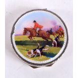 AN ART DECO SILVER AND ENAMEL EQUESTRIAN SNUFF BOX. 40 grams. 5 cm wide.