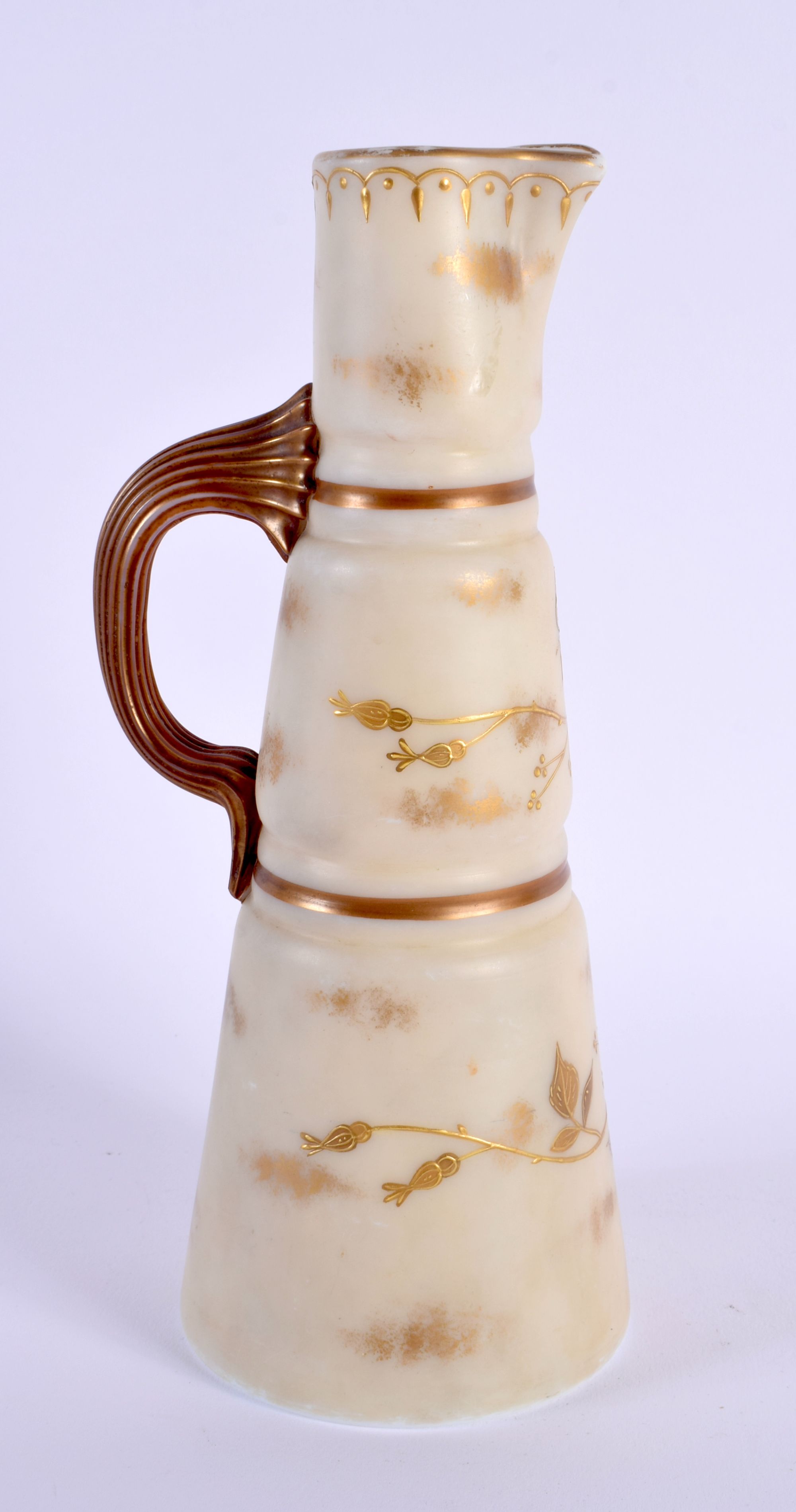 A VERY RARE 19TH CENTURY OPALINE IMITATION BLUSH IVORY JUG in the manner of Royal Worcester. 23 cm h - Bild 2 aus 4