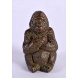 A JAPANESE BRONZE MONKEY OKIMONO. 5 cm x 3 cm.