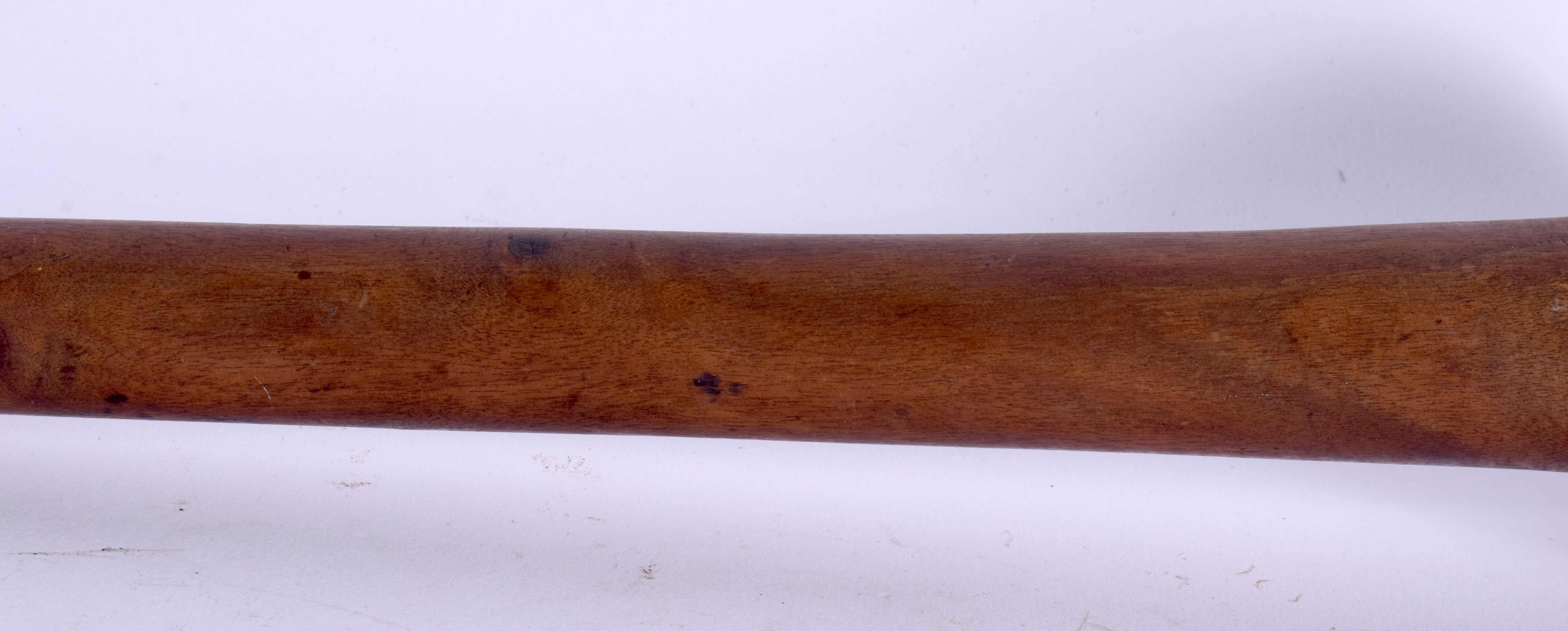 AN EARLY 20TH CENTURY TRIBAL CARVED WOOD THROWING CLUB with dimpled terminal. 47 cm long. - Image 3 of 8