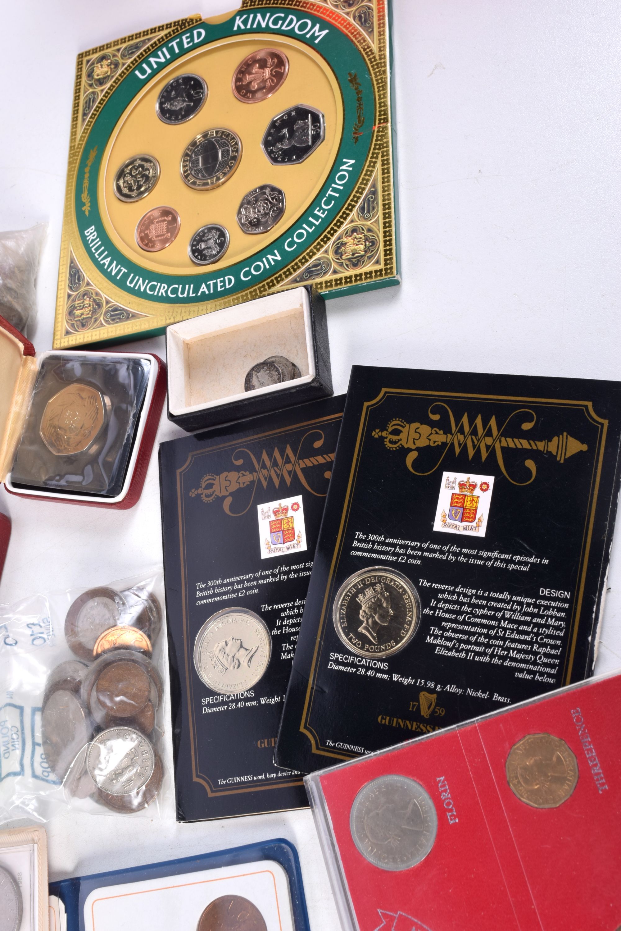 A collection of Coins and bank notes pre decimal and Continental (Qty). - Bild 5 aus 9